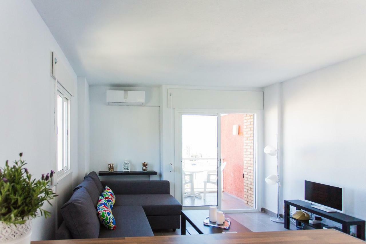 Central Apartment With Nice Views 베날마데나코스타 외부 사진